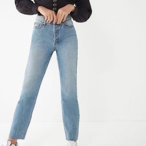 UO BDG High-Rise Slim Straight Cropped Jeans